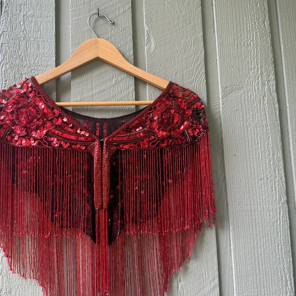 Vintage Beaded Sequin Fringe Capelet Shrug Womens One Size Red Floral Wrap
